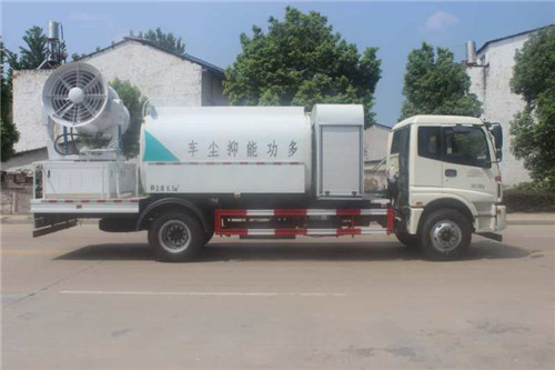 黄轩展露完美身材 有颜有继承 男子味十足!西装+AJ穿出潮水范“panda sports”(图1) xiongmao体育