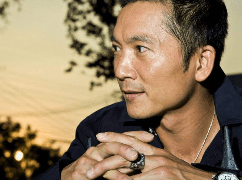 熊猫体育:
“明显长得帅 却爱演反派”的5位港星 你若全认识 大佬无疑!(图3) 熊猫体育:
“明显长得帅 却爱演反派”的5位港星 你若全认识 大佬无疑!(图3)