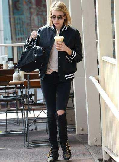 ‘熊猫体育’
初秋换季不会穿?来件“棒球服”解决搭配难题 随性优雅又时髦(图1) ‘熊猫体育’
初秋换季不会穿?来件“棒球服”解决搭配难题 随性优雅又时髦(图1)